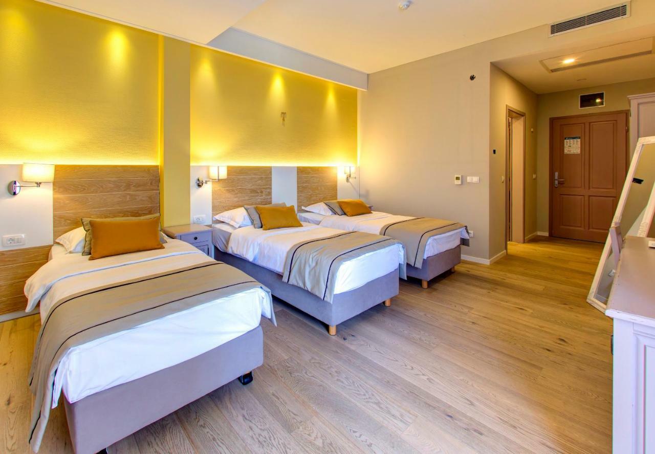 Hotel Villa Regina Medugorje Bagian luar foto