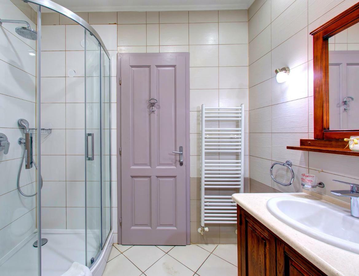 Hotel Villa Regina Medugorje Bagian luar foto